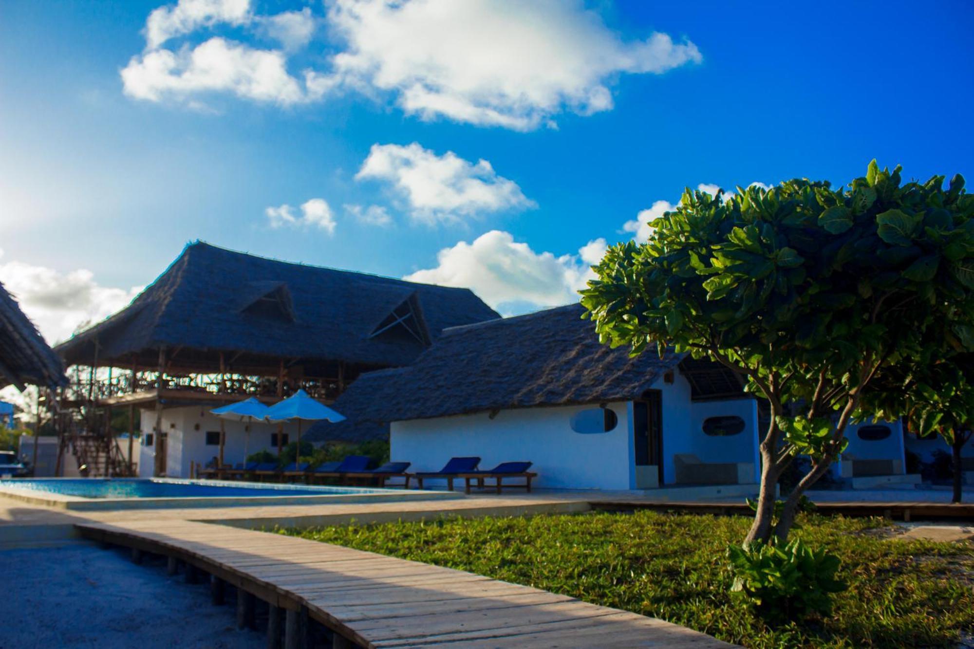 Almas Beach Boutique Hotel Makunduchi Exterior photo